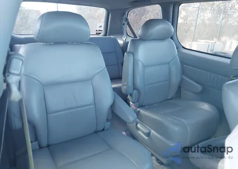 2001 Toyota Sienna Le/Xle from USA, damaged, VIN 4T3ZF13C81U382423